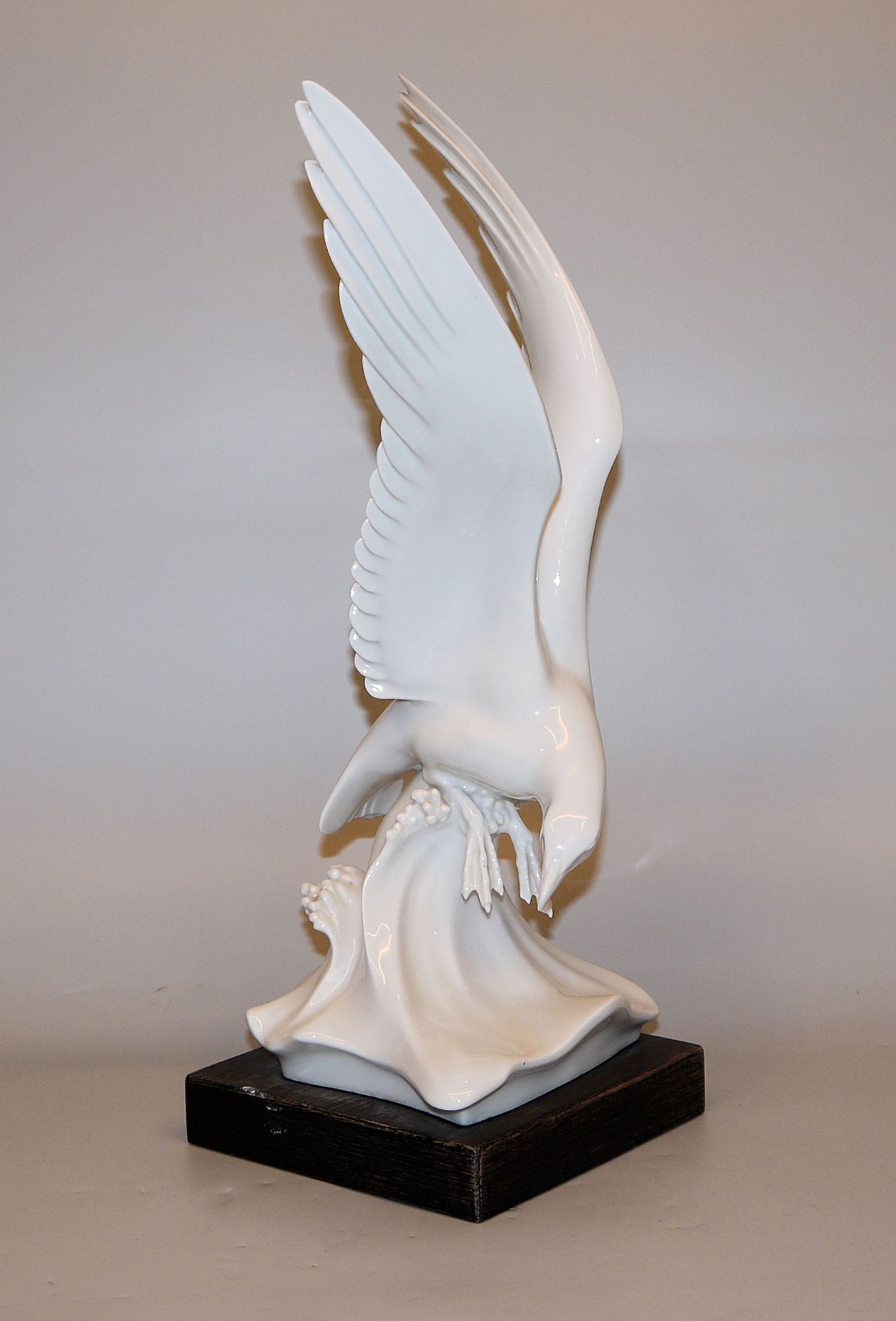 Max Esser, Möwen auf Woge, Weißporzellan, Kgl. Meißen Entwurf Max Esser um 1930