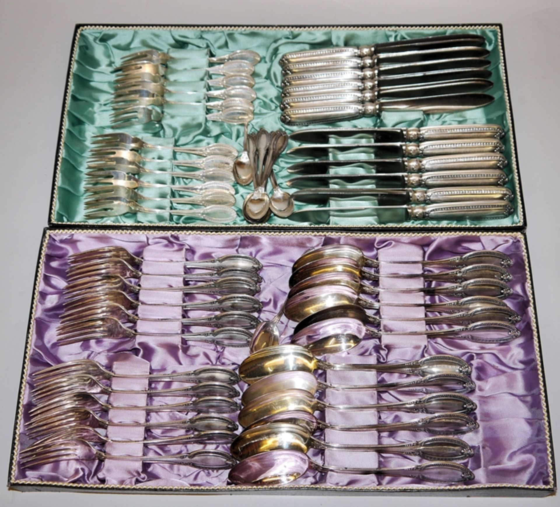 Umfangreiches Tafel- u. Frühstücksbesteck für 12 Personen, Silber, 1. H. 20. Jh.