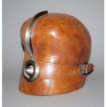 Wolfgang Bier, Geschnürter Kopf von 1977, Leder und Eisen