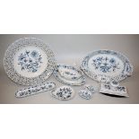 7 x Zwiebelmuster-Porzellan, Meißen