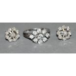 Brillantring und Brillant-Ohrstecker, Gold