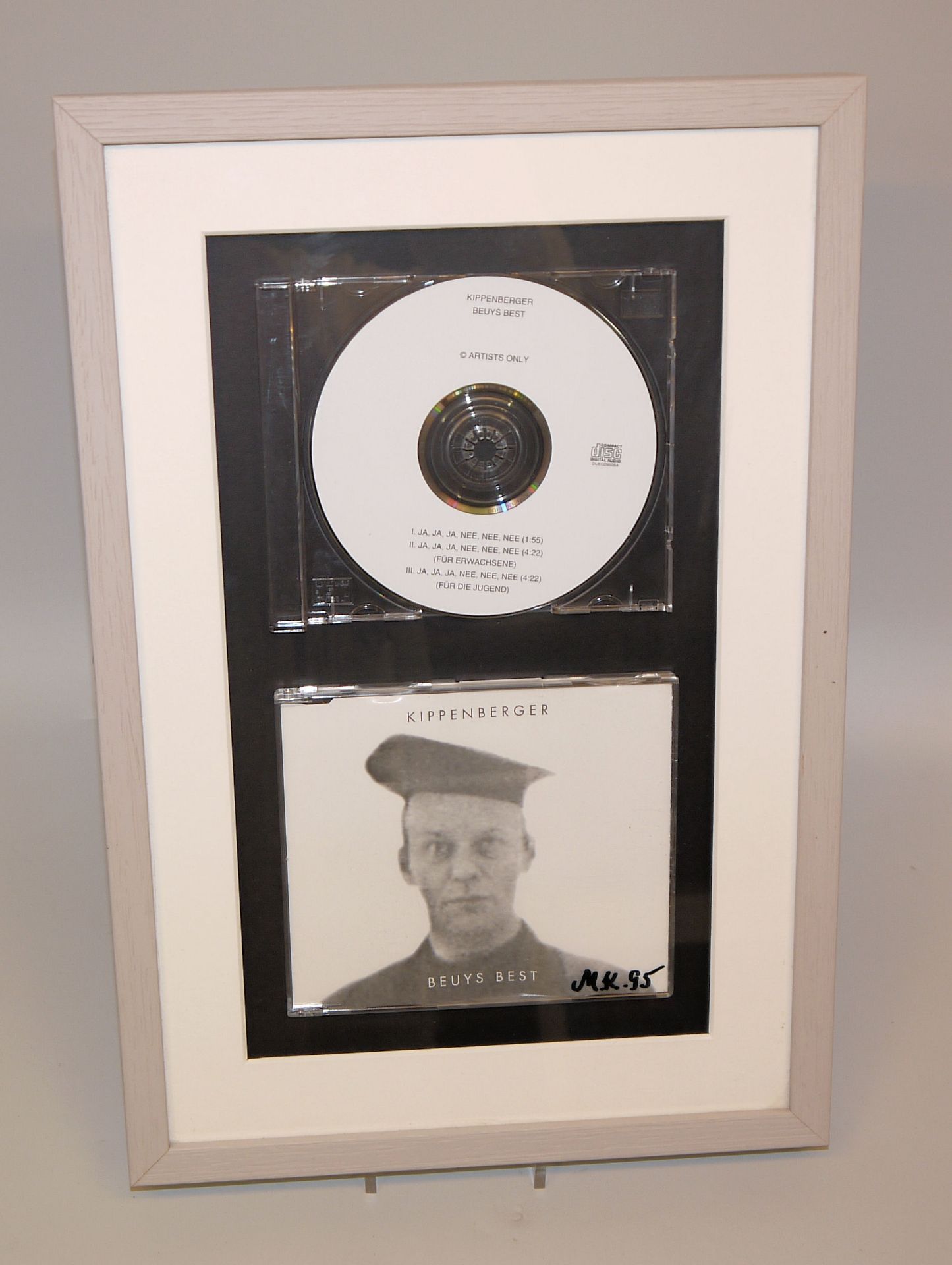 Martin Kippenberger, "Beuys Best", CD von 1995, monogrammiert, gerahmt