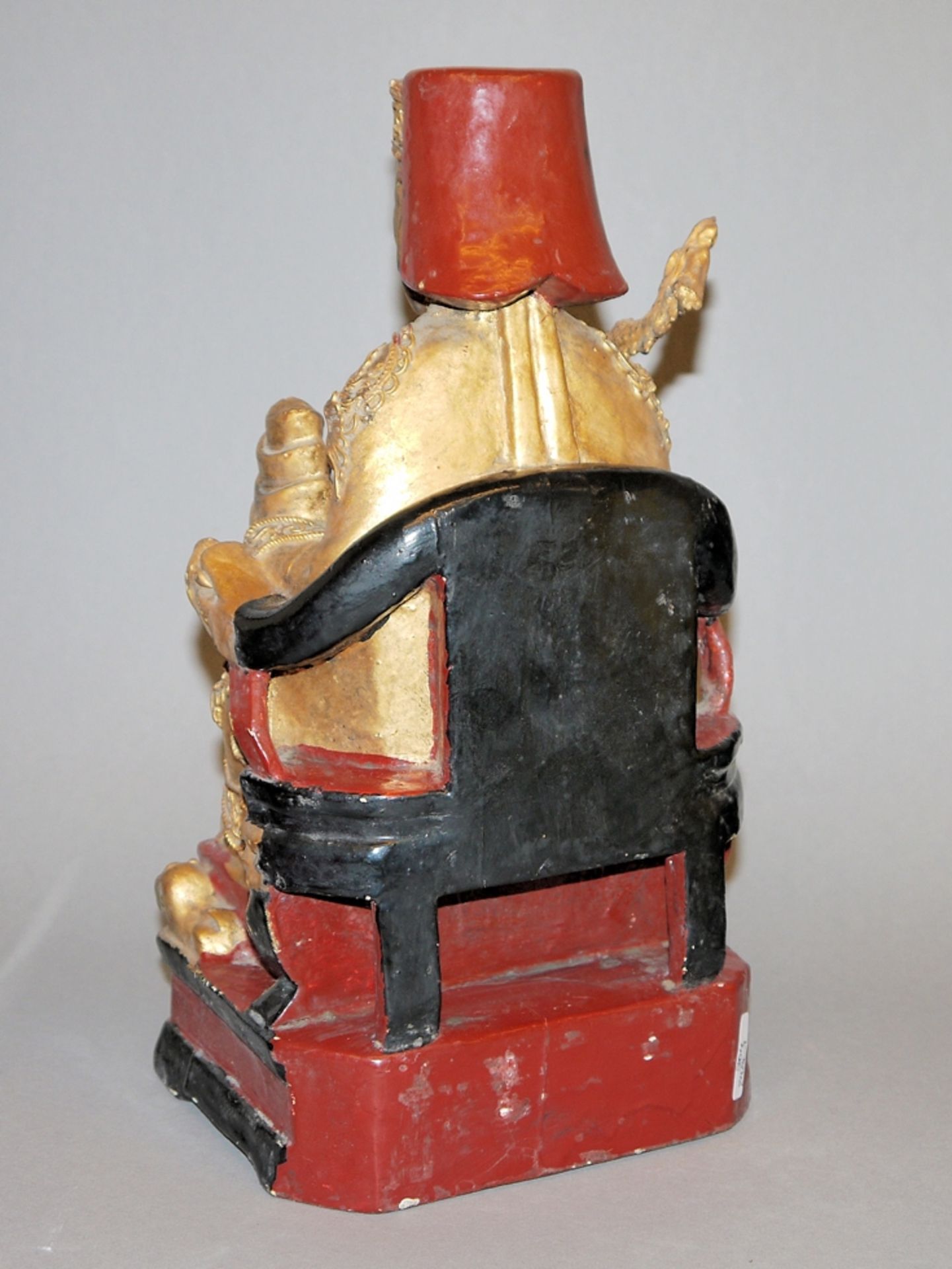 Caishen, der Gott des Wohlstandes, Holzskulptur des chinesischen Daoismus, 19./20. Jh. - Bild 2 aus 2