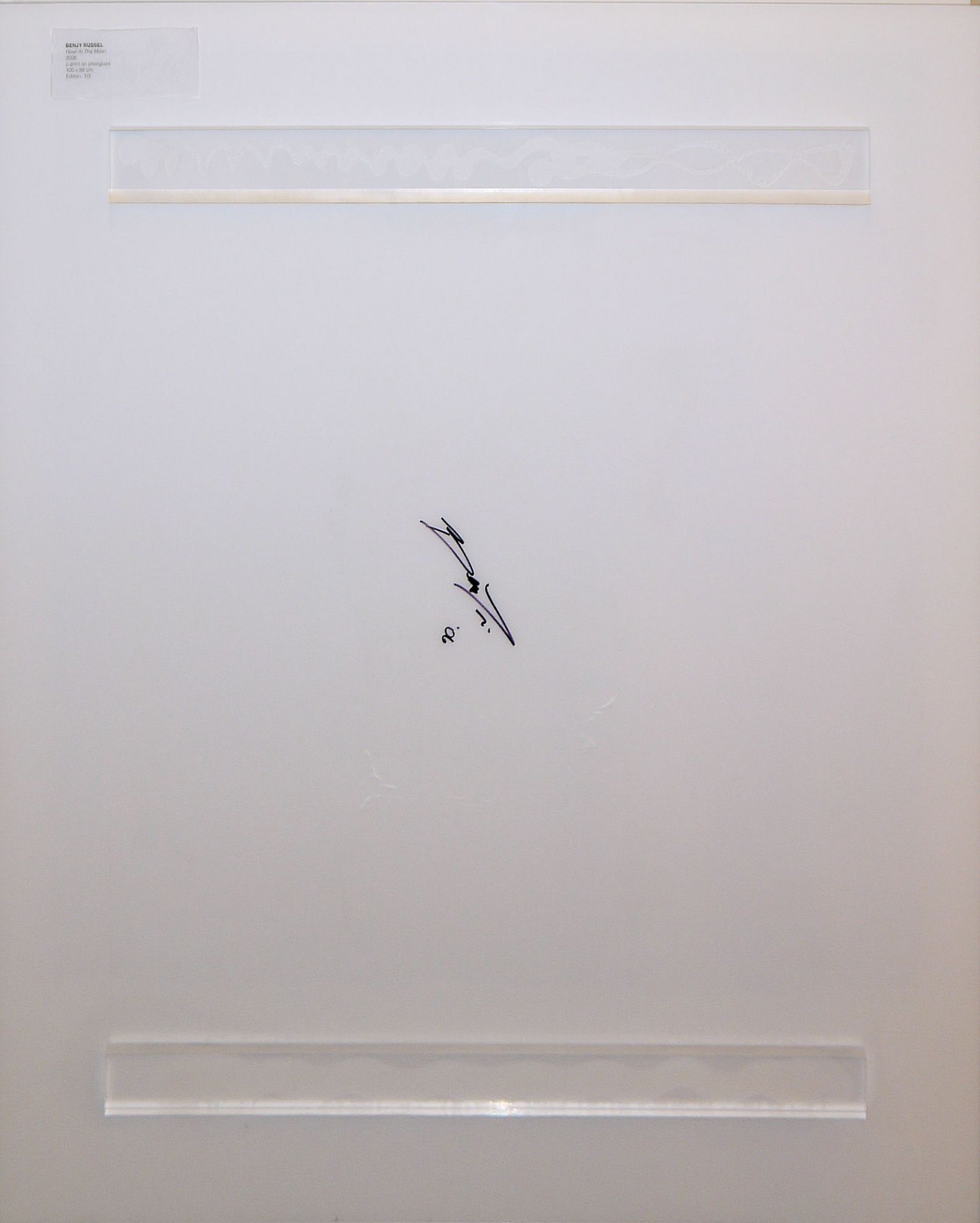 Benjy Russell, "Sara's Gone" & "Howl At The Moon", 2 signierte C-Prints auf Plexiglas - Bild 4 aus 4