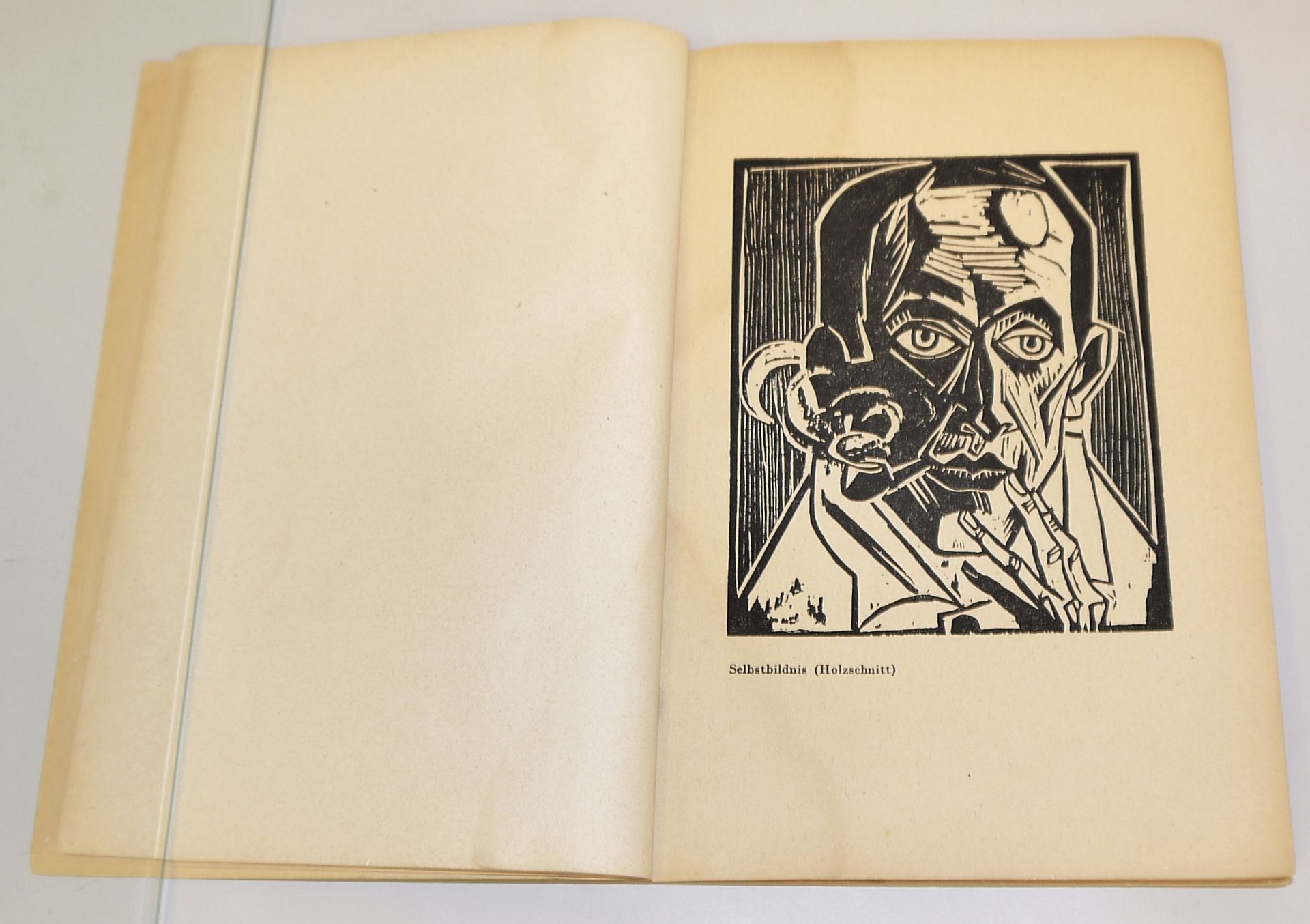 Max Pechstein, Palau-Zeichnungen. Ausstellung im Graphischen Kabinett November/Dezember 1947, signi - Bild 2 aus 3