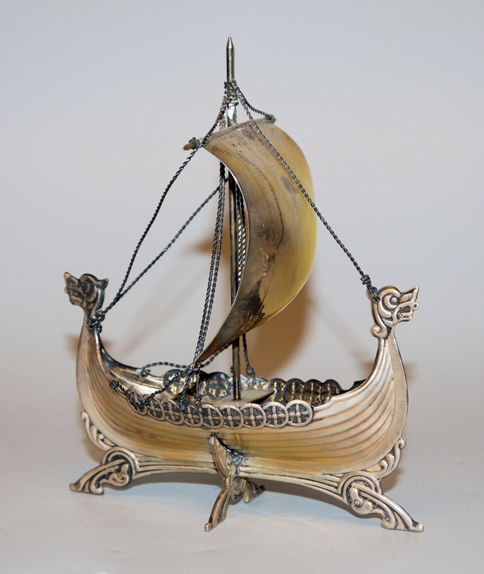 Silbernes Wikingerschiff von Lohne Brodrene, Bergen, Norwegen