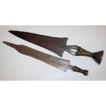Zwei Prestigemesser aus dem Kongo, Schwarzafrika