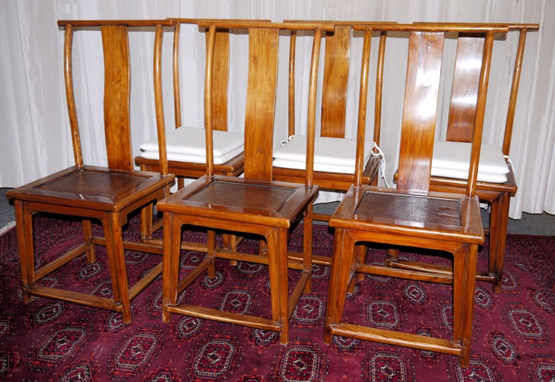 Ein Satz aus sechs Speisezimmer-Stühlen der Qing-Zeit, China 19. Jh.