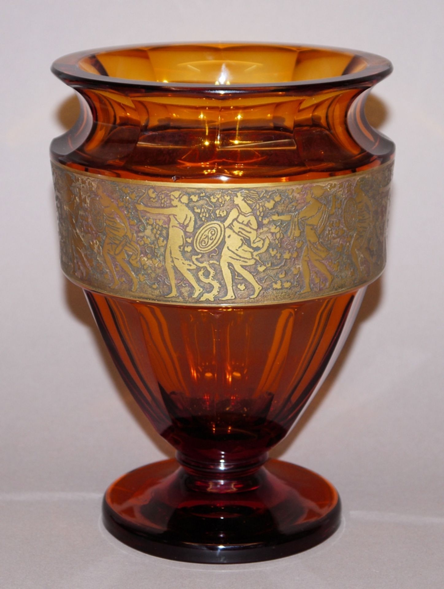 Vase "Fipop" mit Amazonomachie, Ludwig Moser & Söhne, Meierhöfen bei Karlsbad, um 1930
