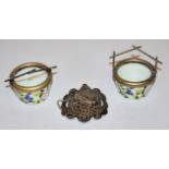 Gürtelschließe mit Niello, Silber, Kiew, 1908-17 & paar Gewürzschalen, Glas/versilbert, Alex Katsch