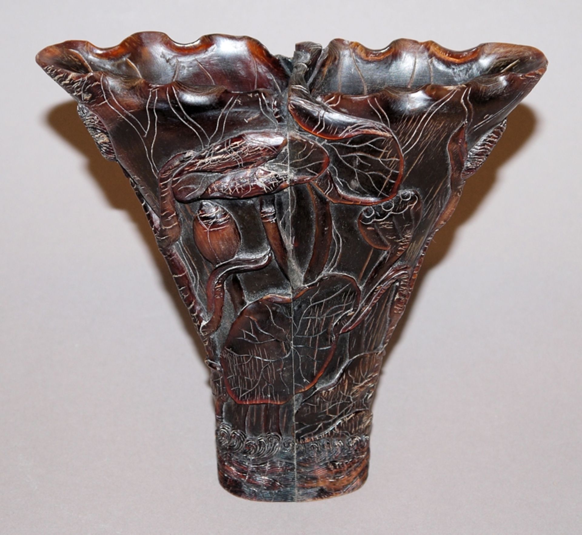 Libationsbecher aus Büffelhorn, China 20. Jh. - Bild 2 aus 2