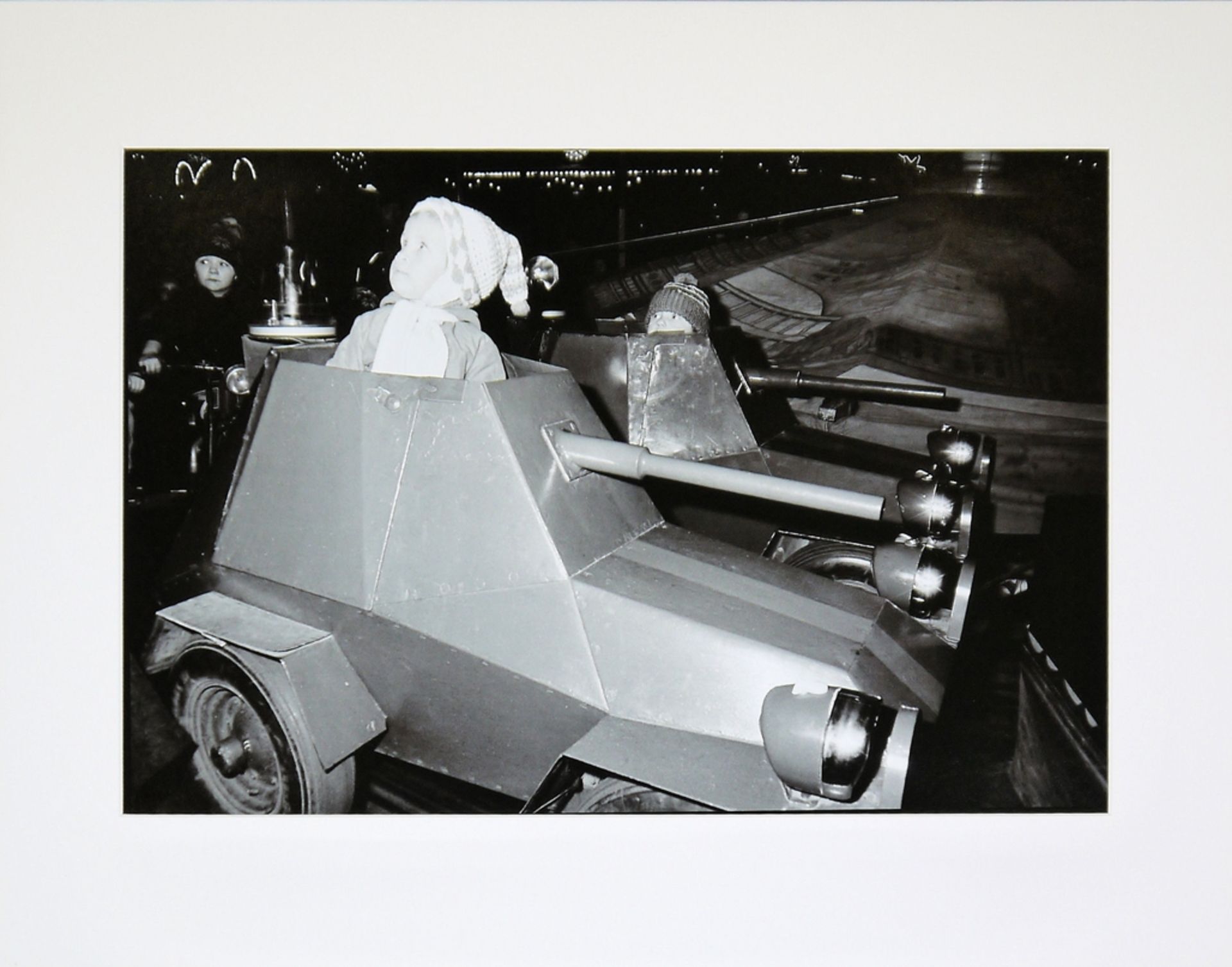 Harald Hauswald, "Weihnachtsmarkt, Alex", signierte Fotografie von 1986 