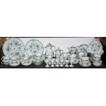 Umfangreiches Kaffee-, Frühstücks- u. Mokkaservice für 12/ 6 Personen Indisch Grün, Meißen, 1. Wahl