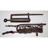 Zwei eiserne Vorhängeschlösser aus Tibet oder Nepal, 18./19. Jh.