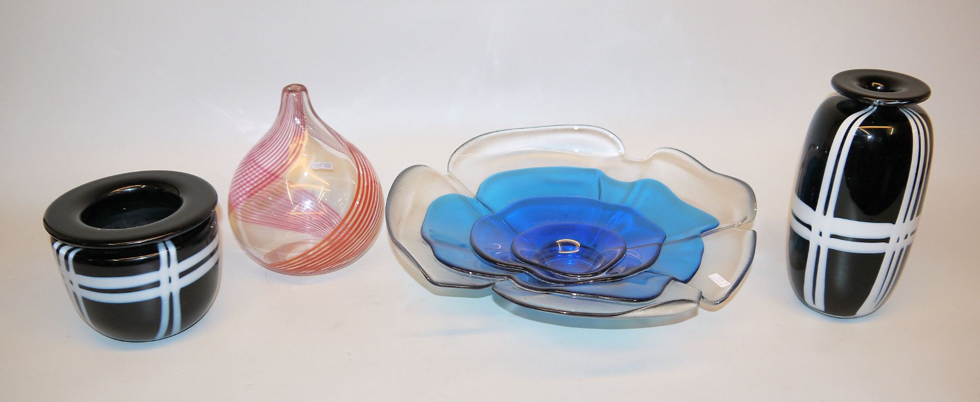 4 x Künstlerglas für Rosenthal studio linie: Charlie Meaker, 2 Vasen, Herta Bengtson & Mario Colell