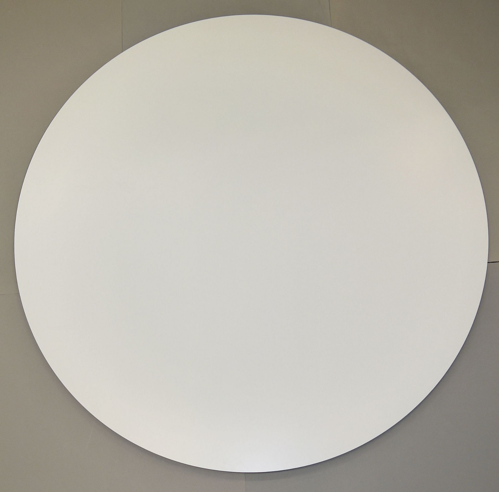 Ruby Anemic, Hidden Art Magenta, große Wandplastik aus Aluminium von 2008 - Bild 3 aus 5