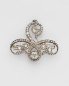 Belle Epoque-Brosche mit Diamanten