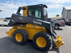 2023 John Deere 332G