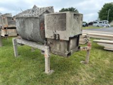 Mud Hog Mixer