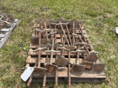 24 Screw Jacks with base plates