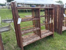 Scaffold w/crossbraces
