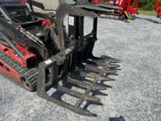 Heavy Duty Brush Grapple - Mini Skid