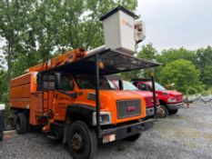 2008 GMC C7500 Chipper Bucket Truck