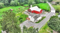 31 ACRE FARM W/ 7 BEDROOM, 3 BATH HOUSE & CREEK