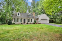 4 BEDROOM, 2 BATH HOUSE ON .80 ACRES
