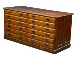 The Antique & Mid Century Interiors Sale. To include a Range of Collectables, Selection Of Jewellery and Coins