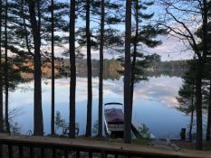 Tranquil Northern Michigan Lakeside Living!