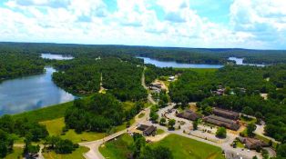 Buildable Lot Near Lake & Golf in the Arkansas Ozarks!
