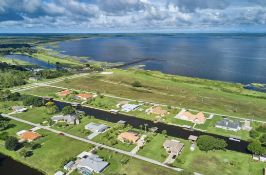 Buildable Lot in Prime Central Florida Community!