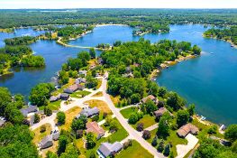Michigan Lake View on Royal Road!