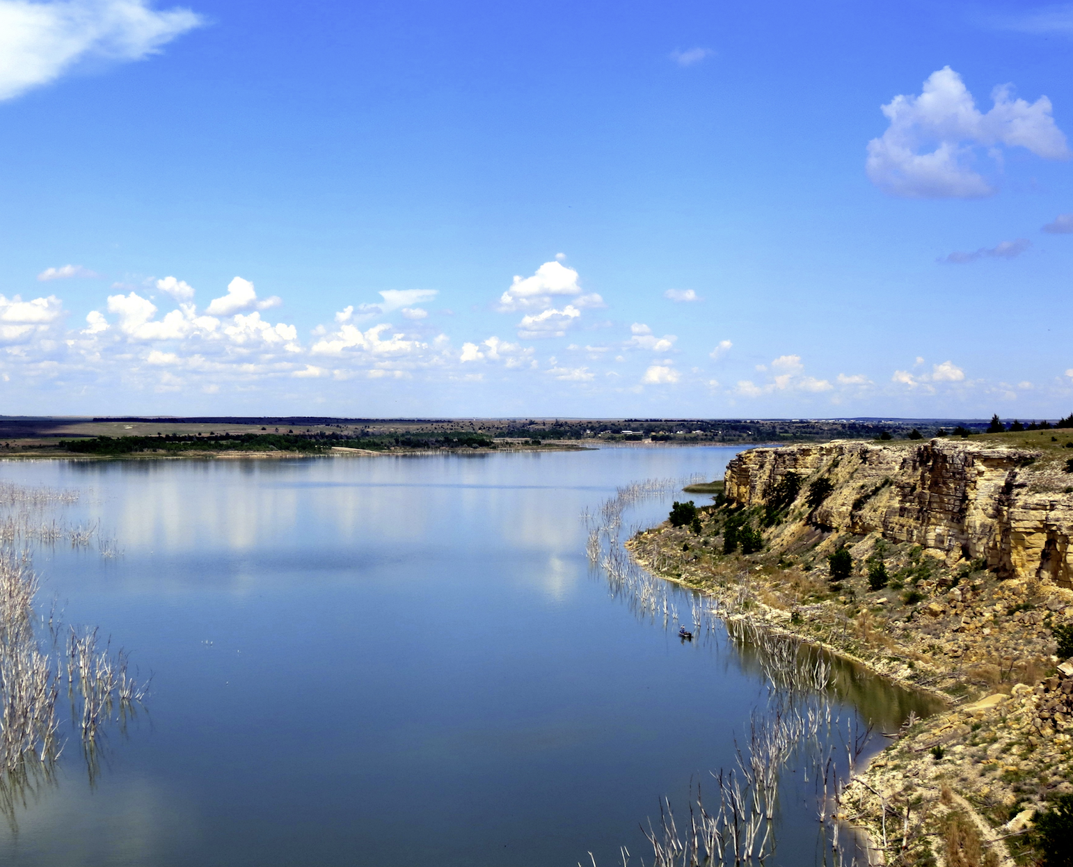 Summer is in Full Swing at Missouri's Twin Oaks Harbor!