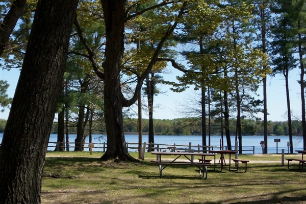 Buildable Lot Near Michigan's Lake Miramichi!