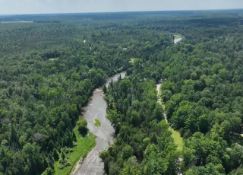 Cul-de-Sac Michigan Lot Close to Lake Huron!