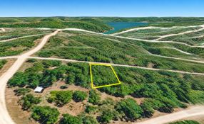 FINANCE: Camping in Twin Oaks Harbor, Missouri! YOUR BID IS YOUR MONTHLY PAYMENT!