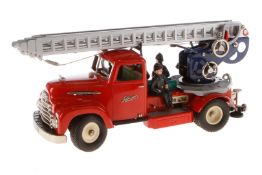 Schuco Construction Feuerwehr 6060, rot, mit 3 Figuren, Uhrwerk intakt, LS und Alterungsspuren, L