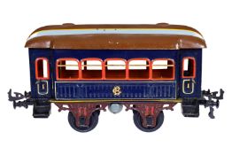 Bing Personenwagen, Spur 1, uralt, HL, mit 2 Sitzbänken, 4 AT und Gaszylinder, LS tw ausgeb.,