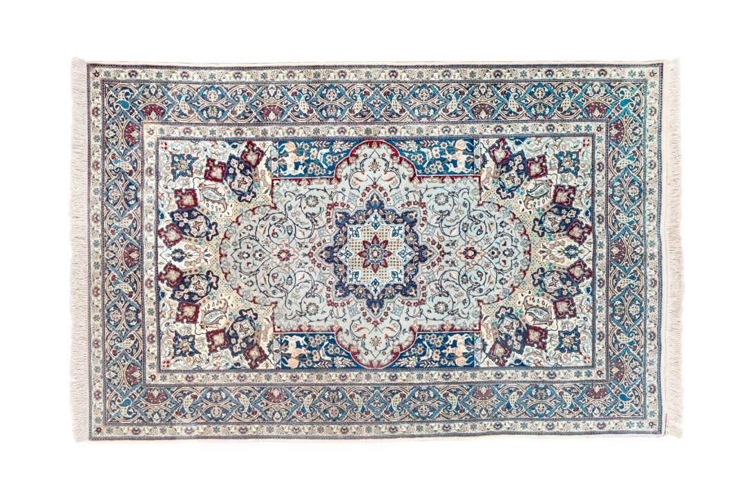 Alte handgeknüpfte Seiden-Brücke, Isfahan, fein geknotet, 214 x 130 cm, Verkaufspreis: 18.900,-