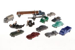 Konv. mit versch. Modellfahrzeugen, meist Wiking, dazu 2 Peipp Zinnfiguren, Z 3