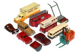 Konv. Dinky Toys Fahrzeuge, Guss, darunter Bedford Pllet Jekta Van Nr. 930, Fire Engine 955 etc.,