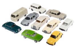 Konv. 10 Wiking Autos, verglast, VW und Mercedes, leicht bespielt