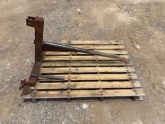 USED 3 POINT BALE SPEAR 42 INCH
