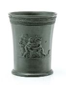 Becher in Art eines Bronzegefäßes Gerbing & Stephan, Bodenbach, Böhmen, um 1840