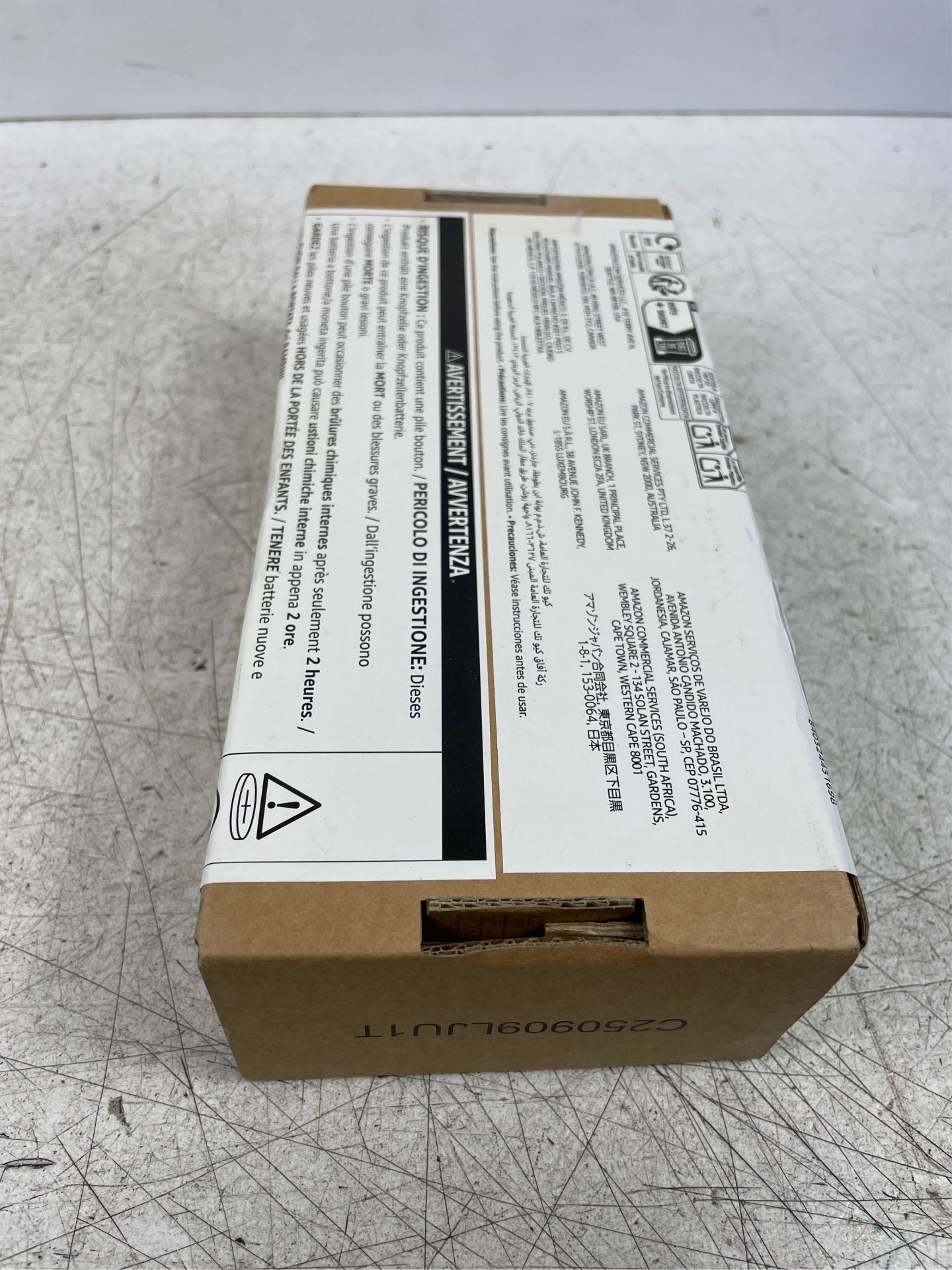 Â£12 Amazon Basics Selfie Stick for Phone 91cm/36inch, Portable and Extendable Tripod, with Wireless - Image 4 of 5