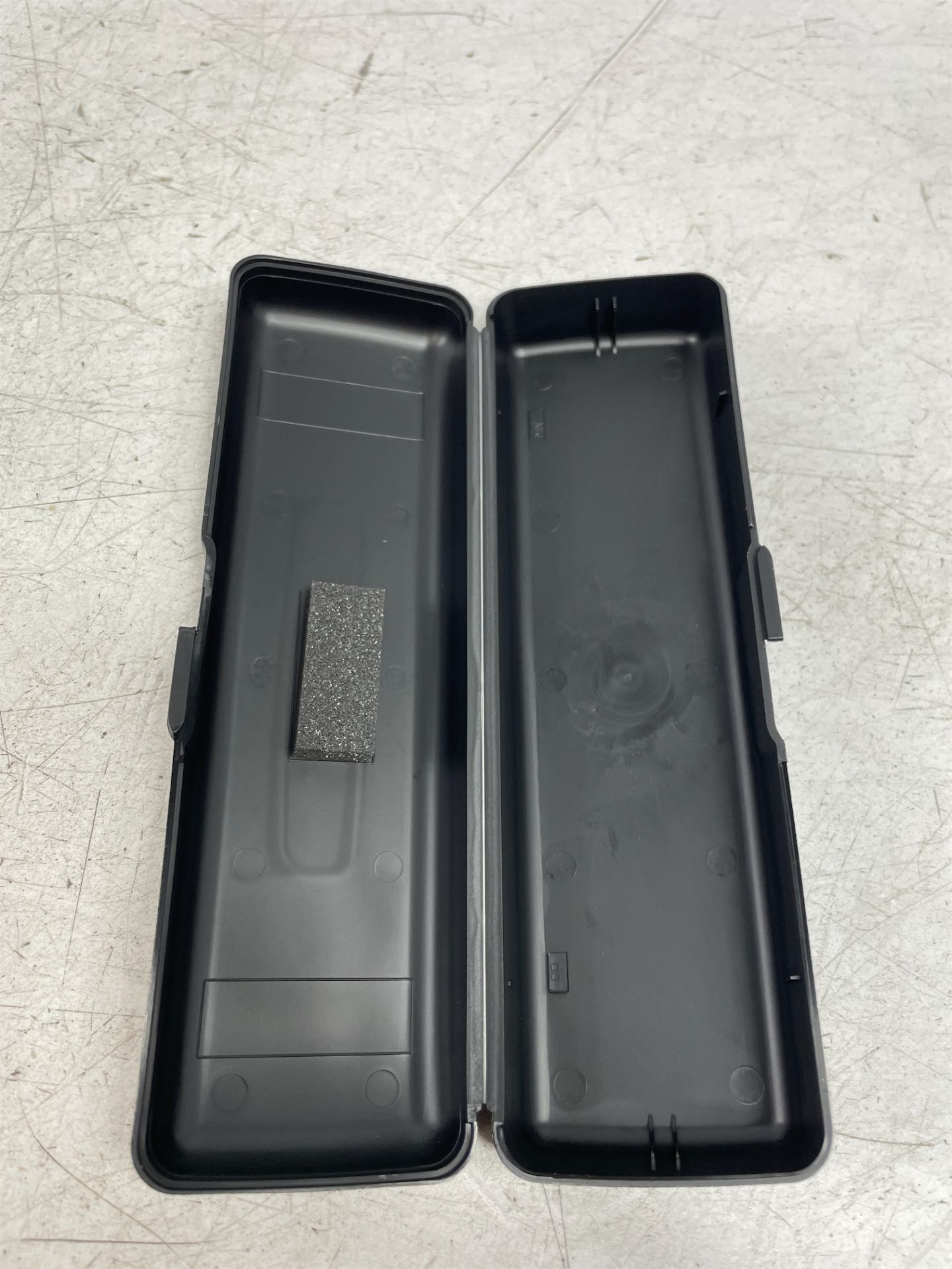 Pioneer Car Stereo Radio Plastic Carrying Protective Face Case - Image 2 of 4
