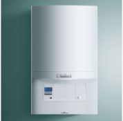 RRP £1353.13 - Vaillant EcoTec Pro 30 KW High Efficiency Erp Combi Boiler Natural Gas 10016538