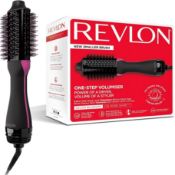 Â£40 Revlon One-Step Hair dryer and Volumiser mid to short hair (One-Step, 2-in-1 styling tool, IONI